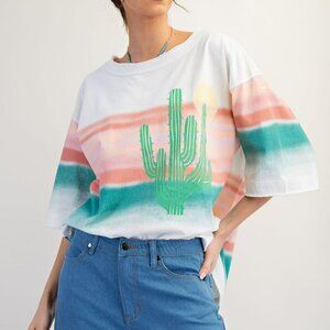 NWT Easel Graphic Western Soft Washed Cactus Top – White Multicolor